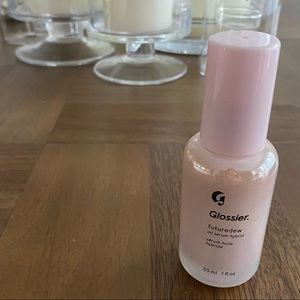 Glossier Future Dew